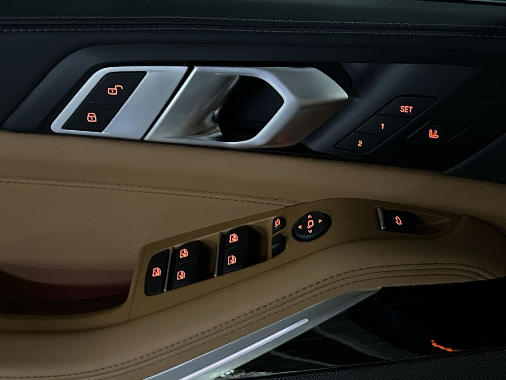 Thumbnail: 2026 BMW X5 - 13