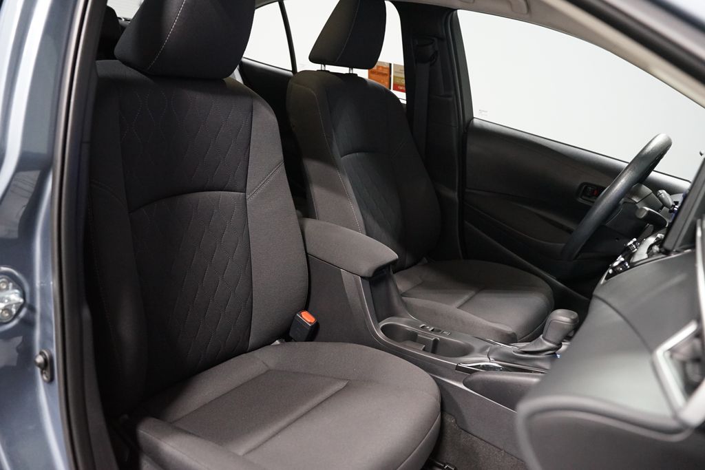 Thumbnail: 2025 Toyota Corolla - 25