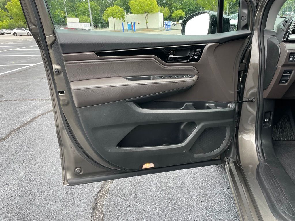 Thumbnail: 2019 Honda Odyssey - 23