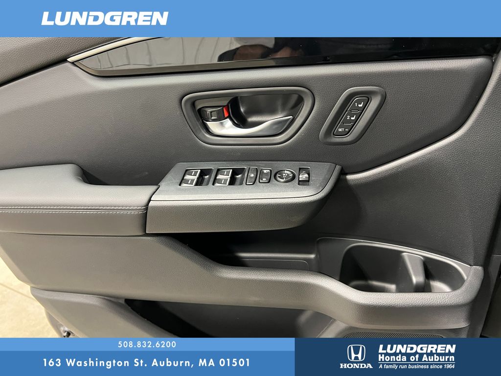 New 2025 Honda Pilot SUV