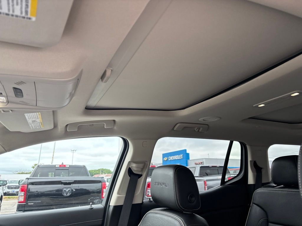 Used 2023 GMC Acadia SUV