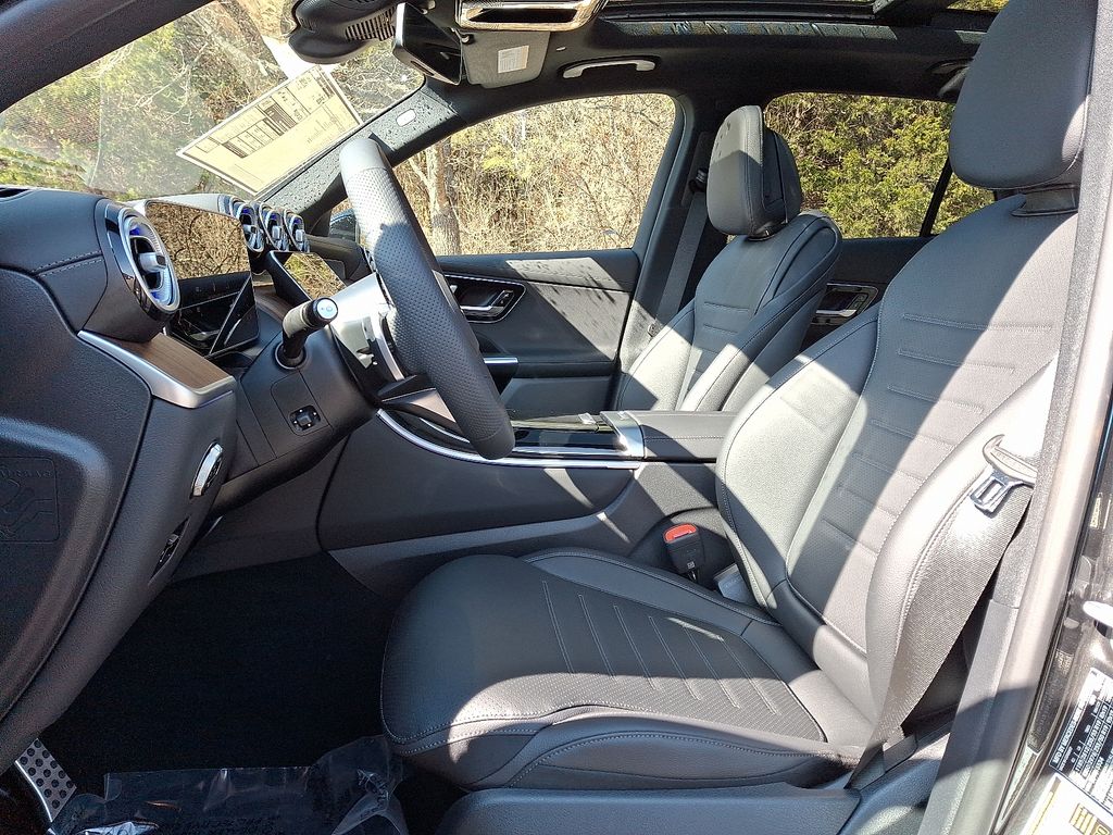 Thumbnail: 2026 Mercedes-Benz GLC - 7