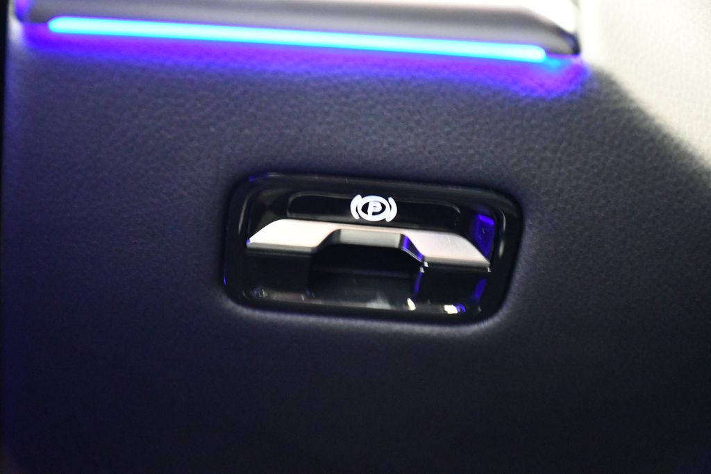 Thumbnail: 2025 Mercedes-Benz S-Class - 20