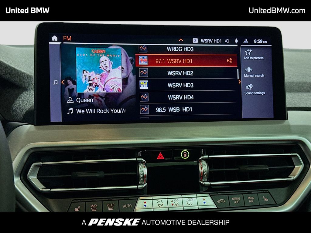 Thumbnail: 2025 BMW X4 - 8