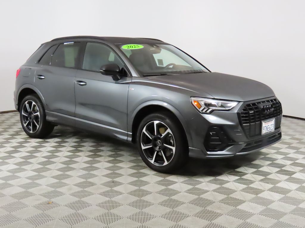 Thumbnail: 2025 Audi Q3 - 7