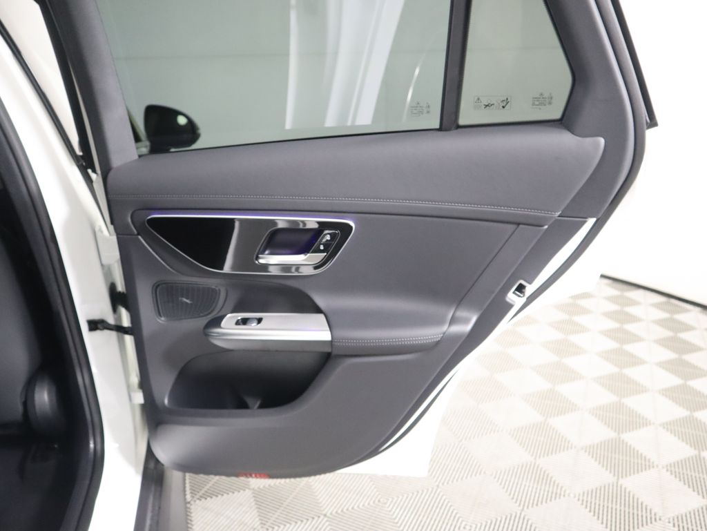 Thumbnail: 2026 Mercedes-Benz GLC - 29