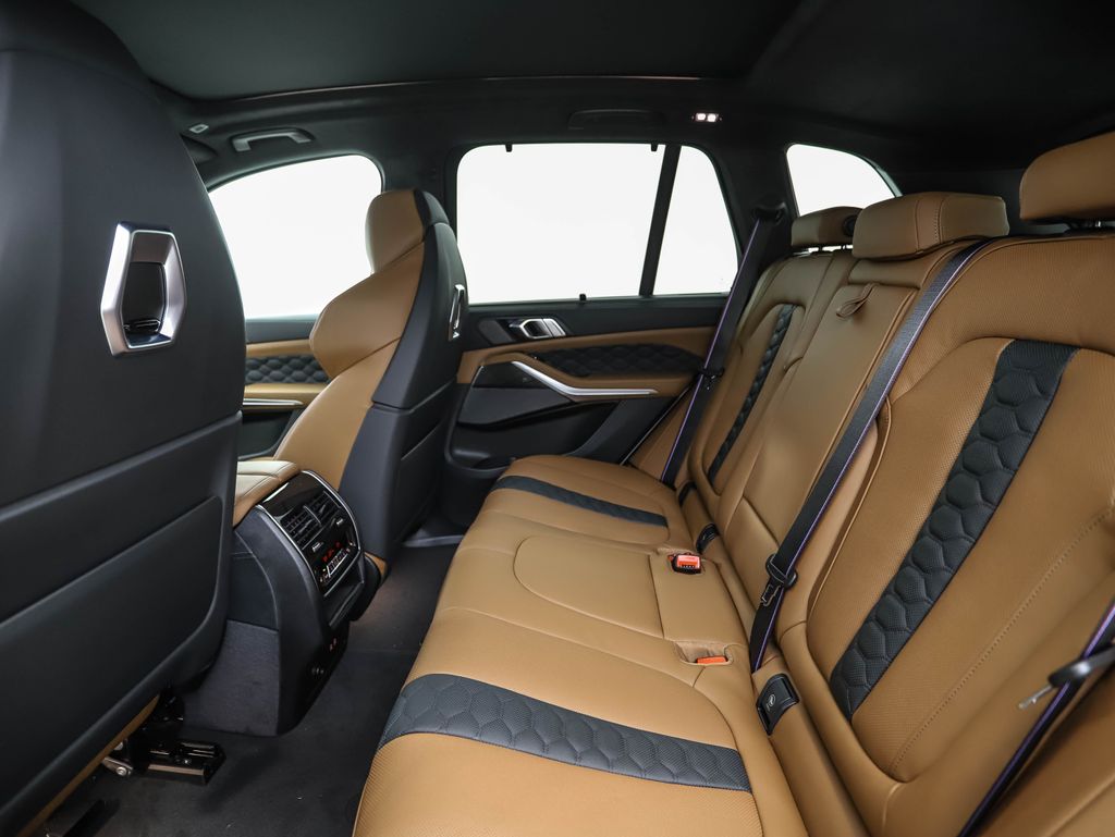 Thumbnail: 2026 BMW X5 - 23