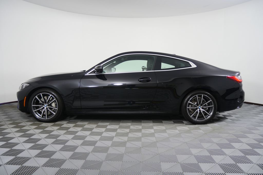 Thumbnail: 2025 BMW 4 Series - 6