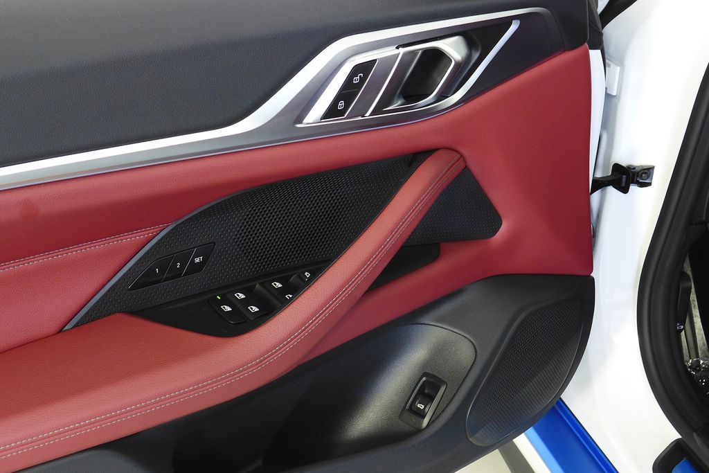 Thumbnail: 2024 BMW i4 - 12