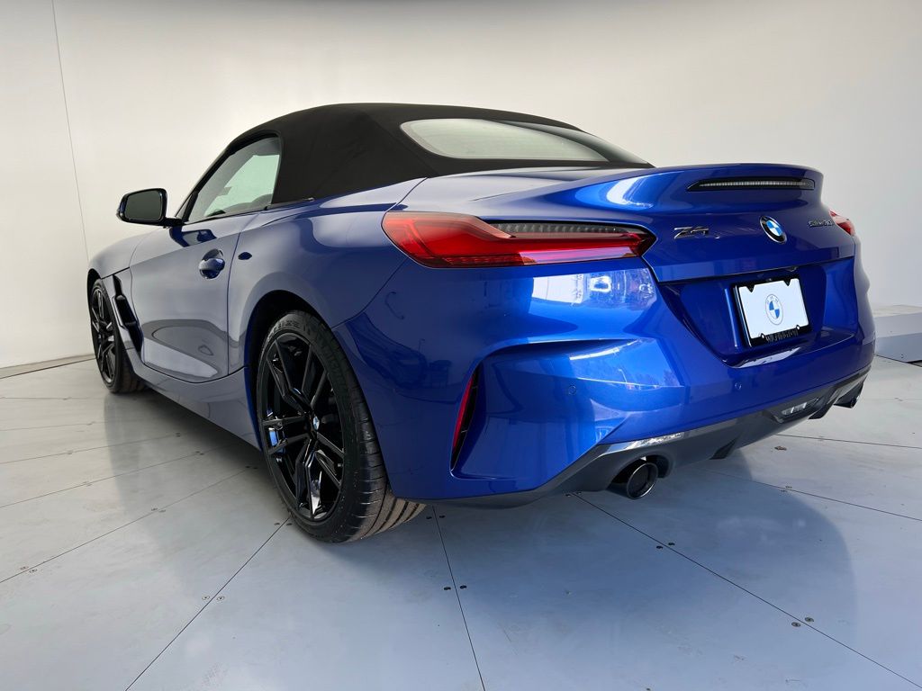 Thumbnail: 2026 BMW Z4 - 8