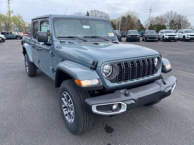 2024 Jeep Gladiator Sport 3