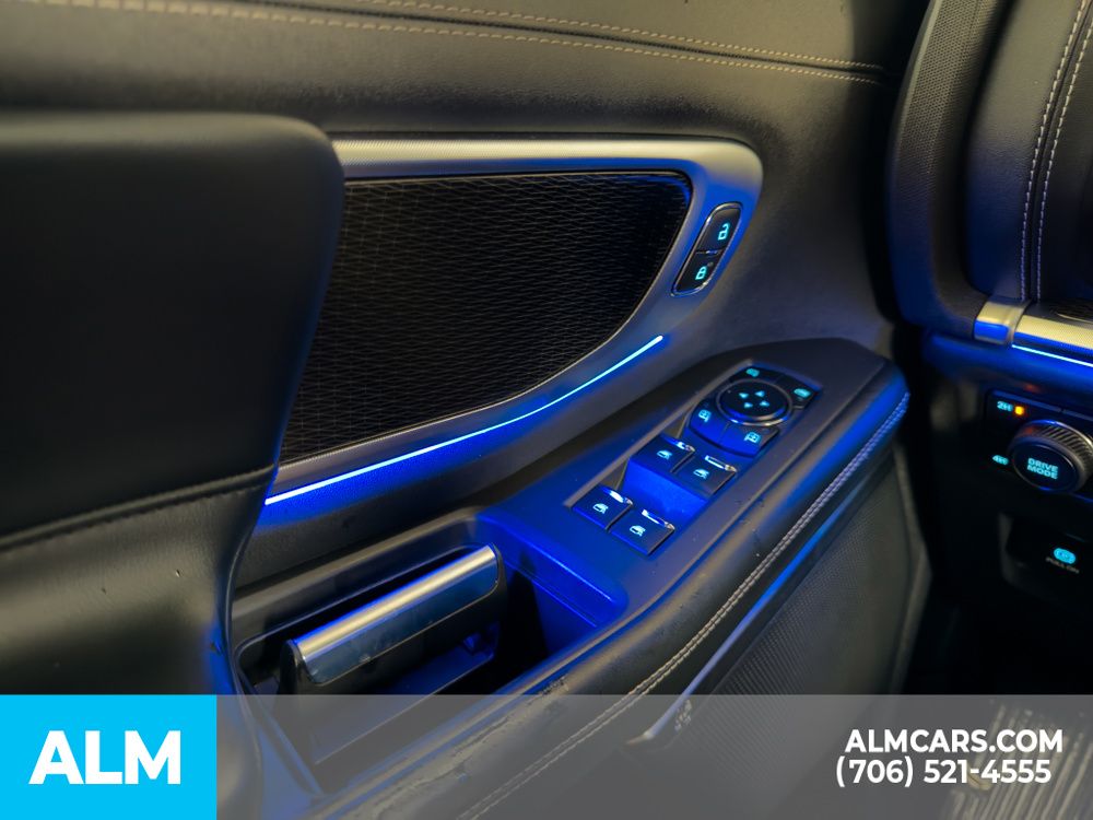 Used 2025 Black Metallic Ford Platinum image 29