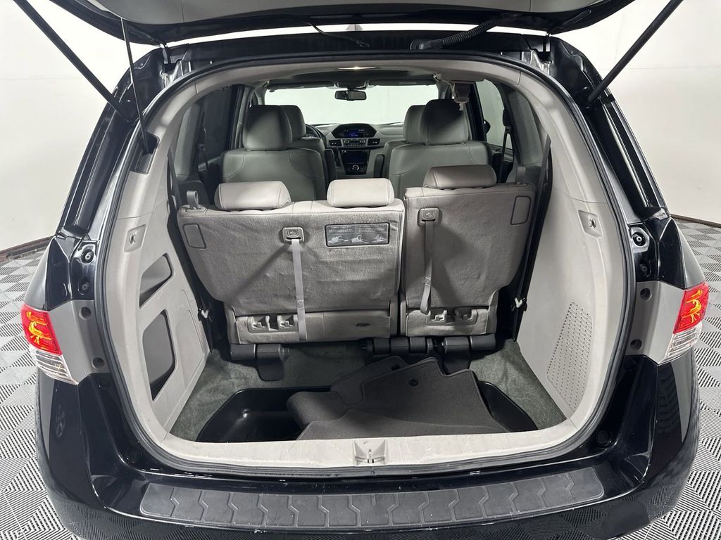 2016 Honda Odyssey EX-L 17