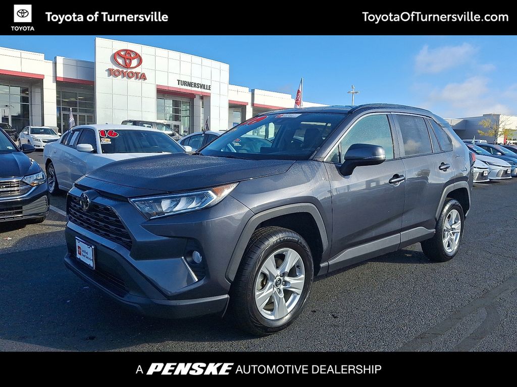 Thumbnail: 2020 Toyota RAV4 - 1