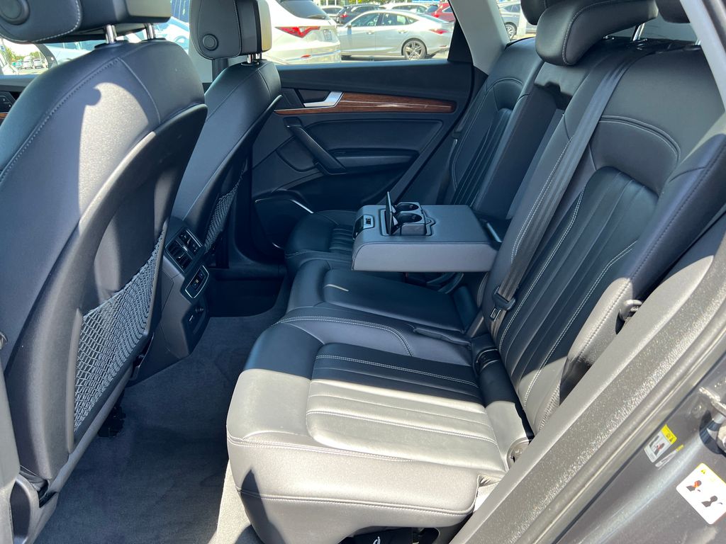 Thumbnail: 2023 Audi Q5 - 27