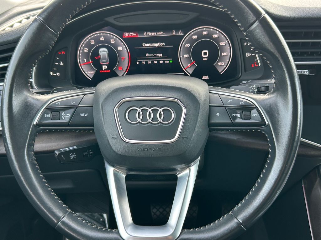 Thumbnail: 2020 Audi Q8 - 18