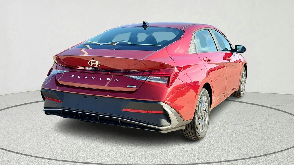 2026 Hyundai Elantra Hybrid