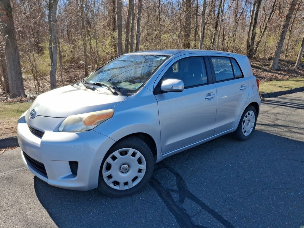 Gray 2010 Scion xD Base Hatchback Front-Wheel Drive 4-Speed Automatic Overdrive