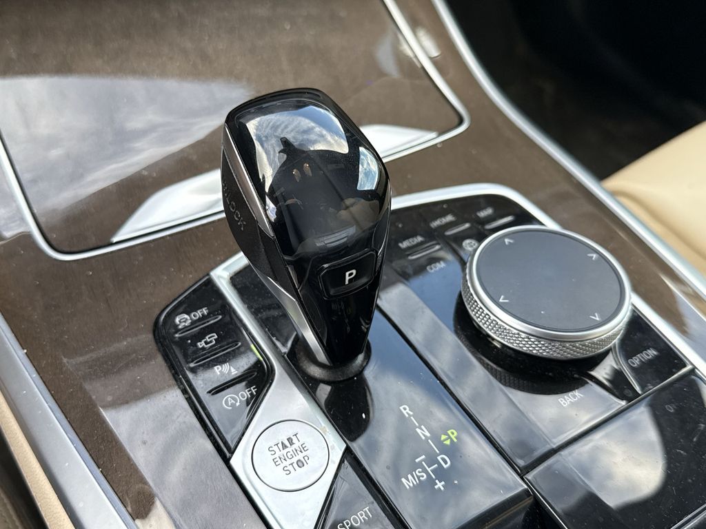 Thumbnail: 2020 BMW X5 - 10