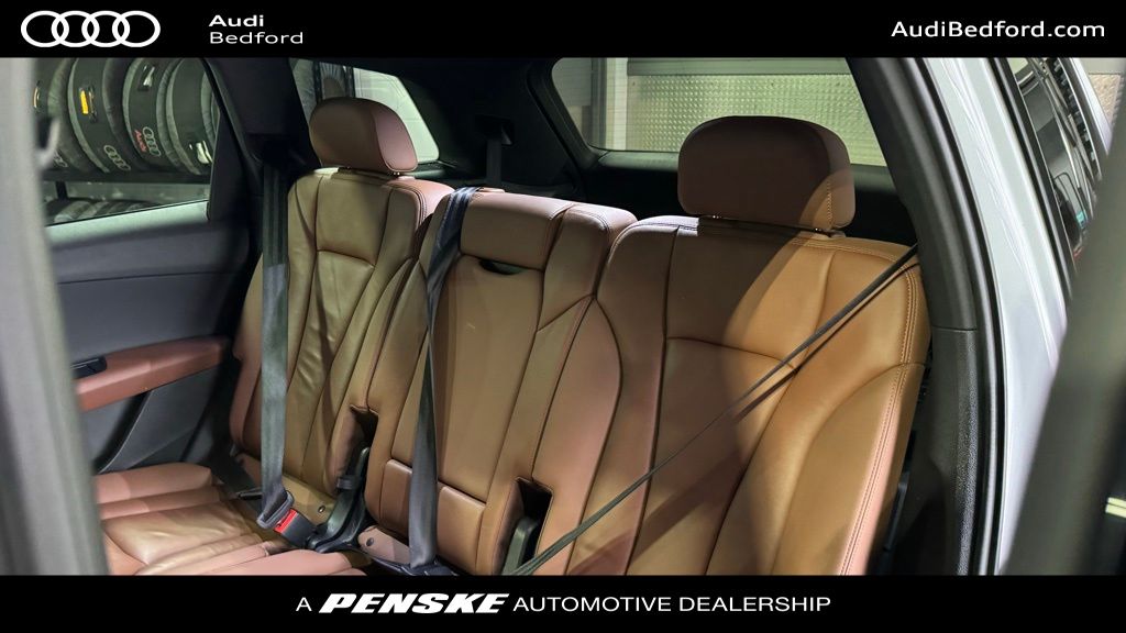 Thumbnail: 2020 Audi Q7 - 21