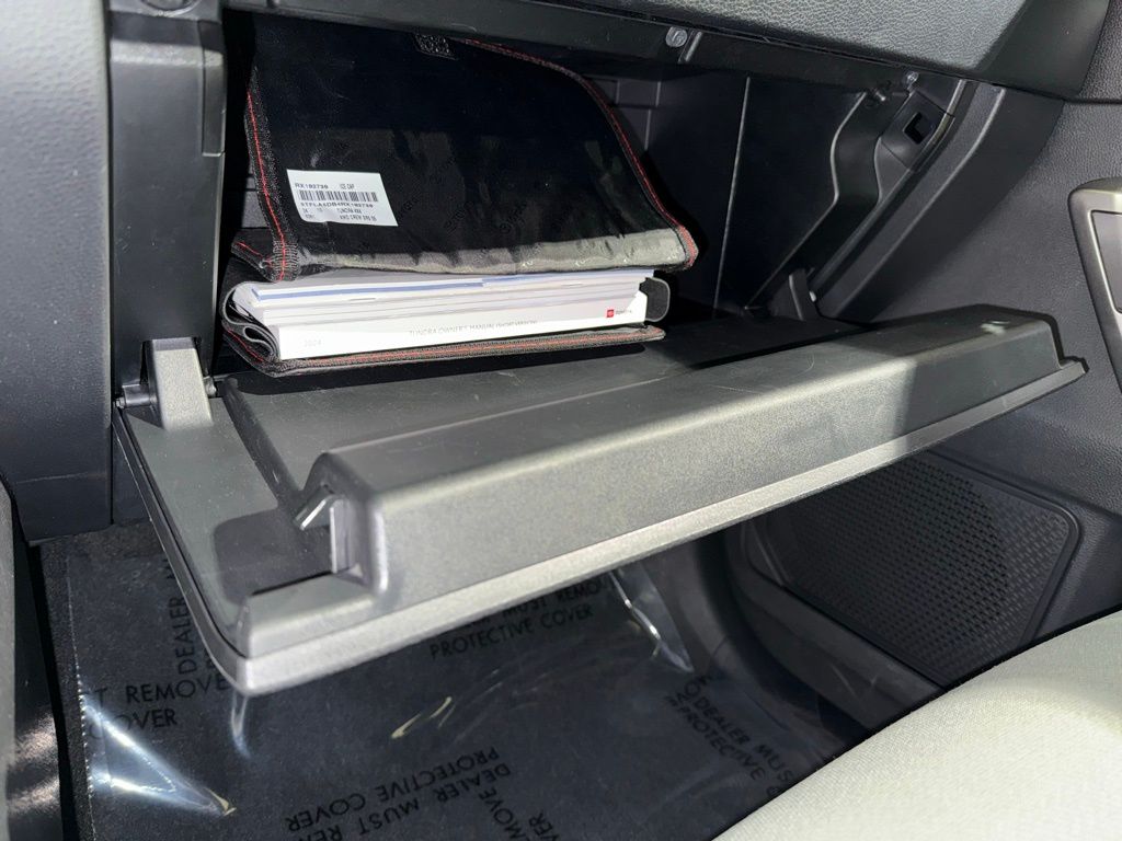 Thumbnail: 2024 Toyota Tundra - 26