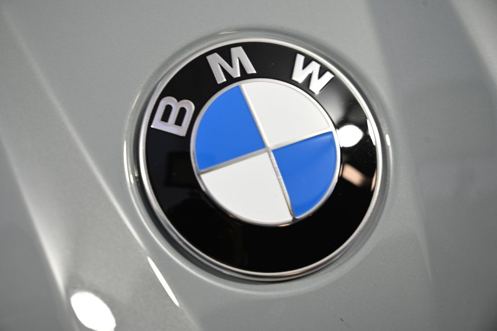 Thumbnail: 2026 BMW X3 - 14