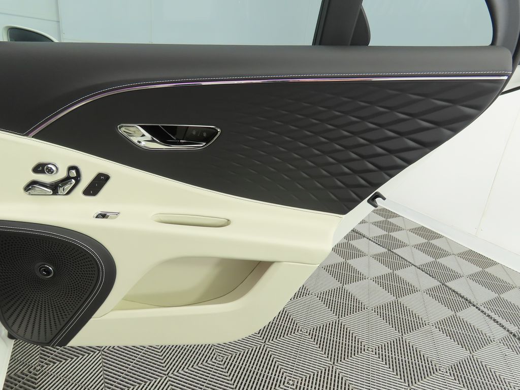 Thumbnail: 2026 Bentley Flying Spur - 27