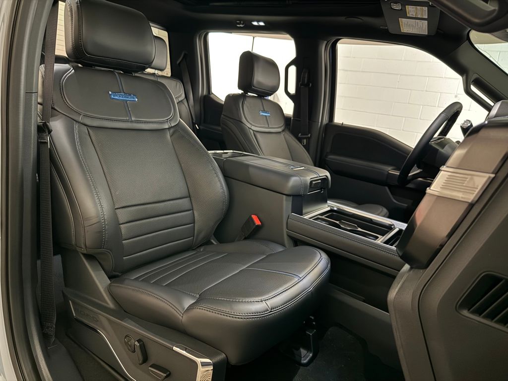 New 2026 Gray Ford Platinum image 29