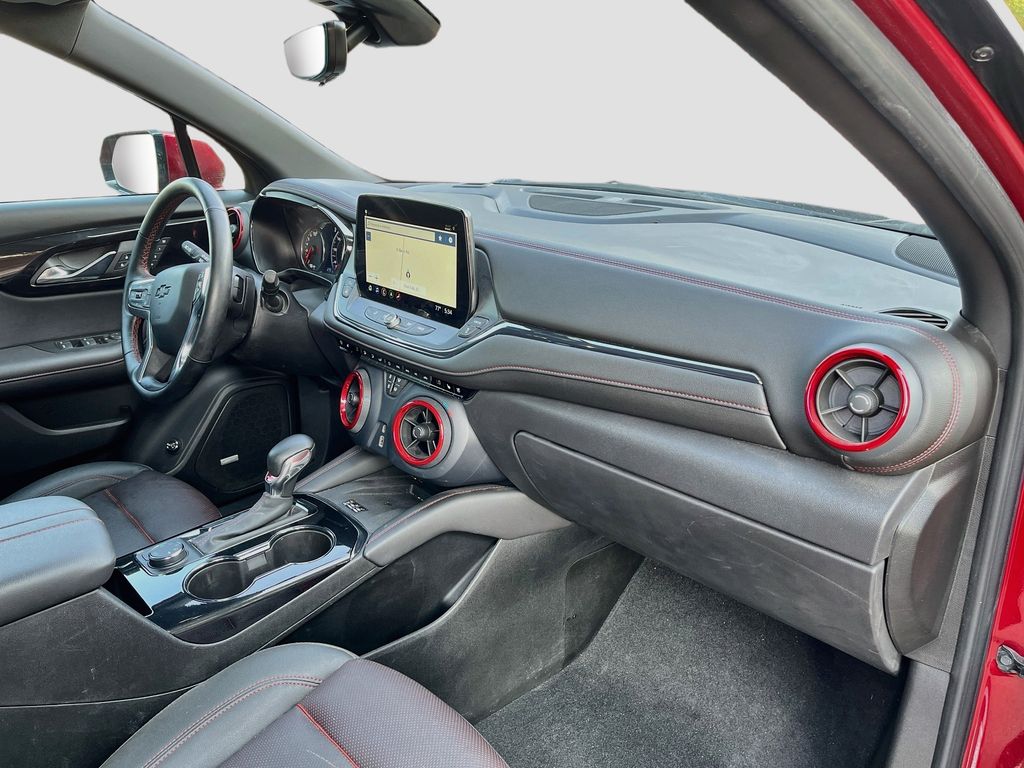Used 2023 Red Chevrolet RS image 31