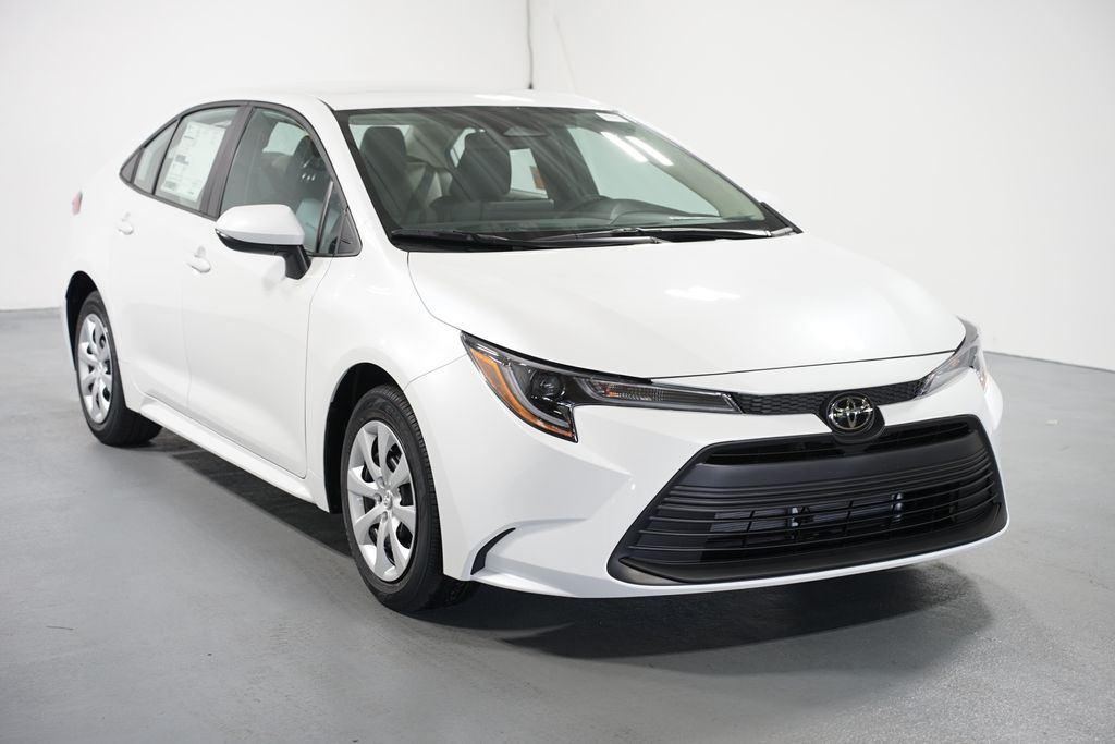 Thumbnail: 2025 Toyota Corolla - 3