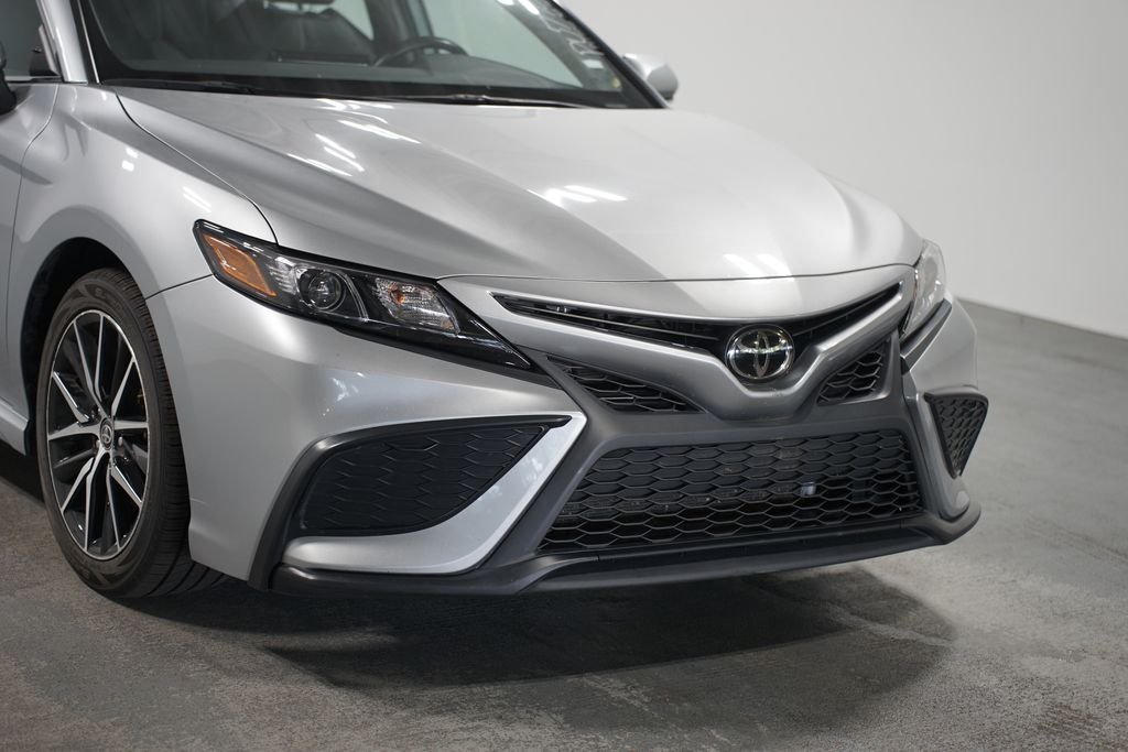 Thumbnail: 2023 Toyota Camry - 4