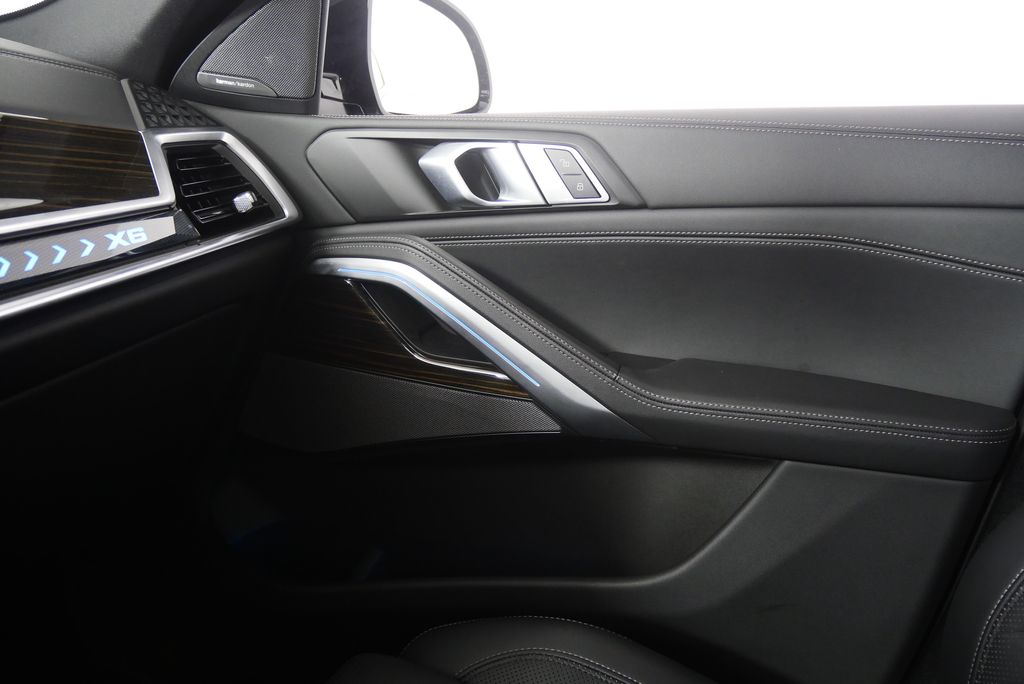 Thumbnail: 2025 BMW X6 - 28