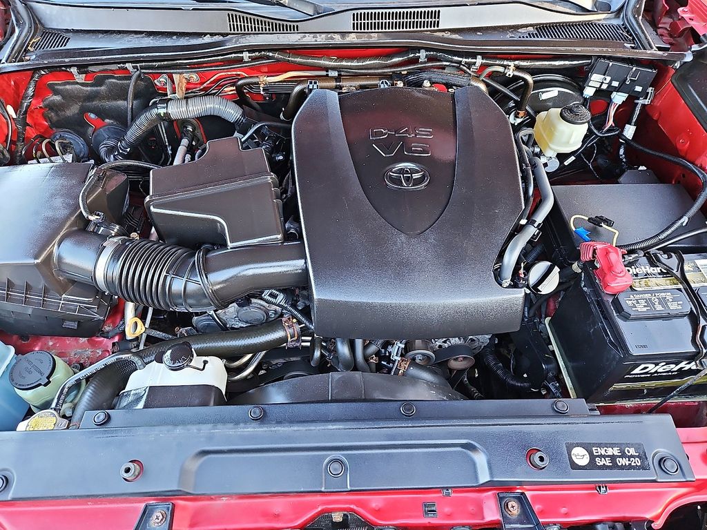 Thumbnail: 2017 Toyota Tacoma - 31