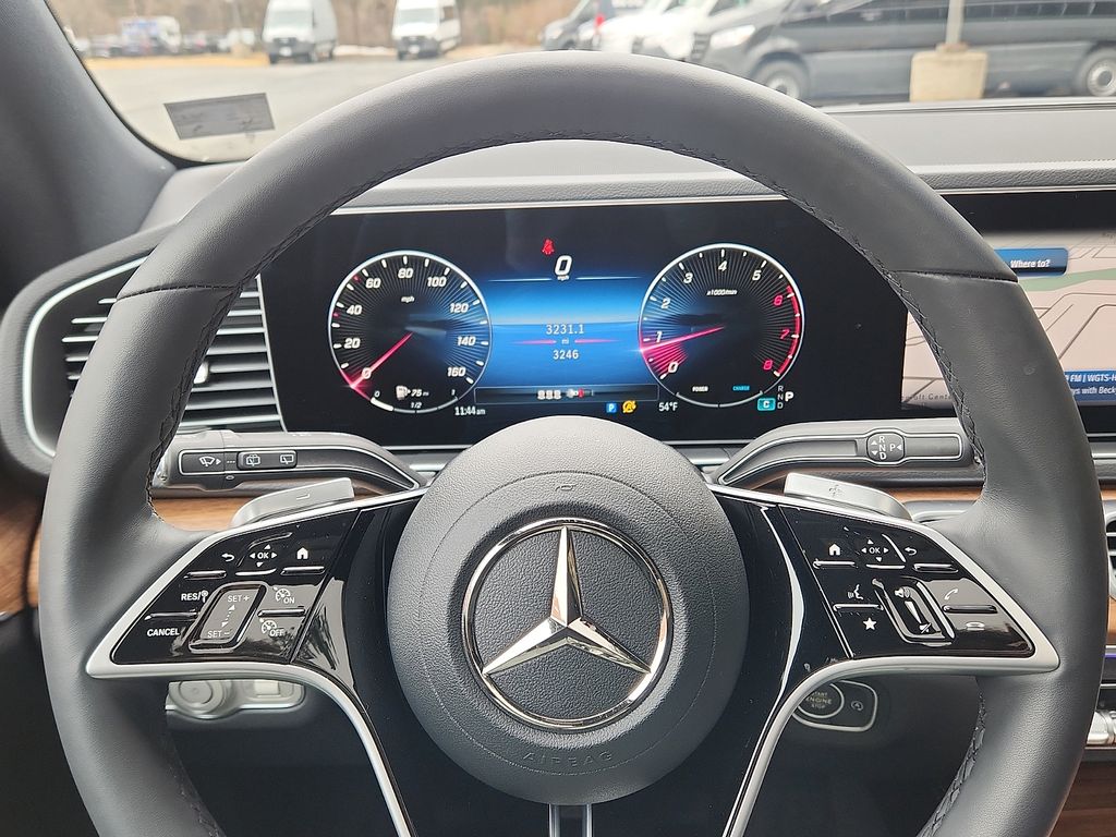 Thumbnail: 2025 Mercedes-Benz GLE - 19