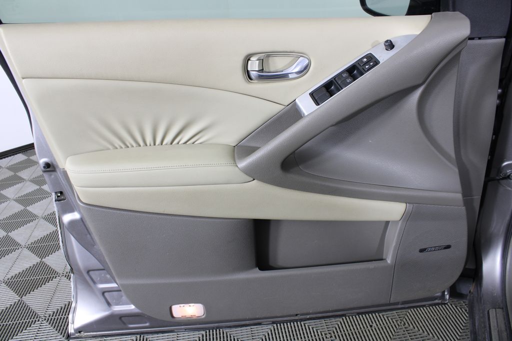 Used 2009 Nissan Murano for sale in 