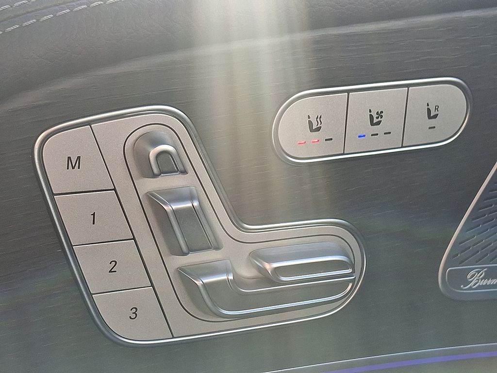 Thumbnail: 2024 Mercedes-Benz GLE - 24