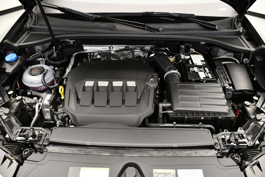 Thumbnail: 2025 Audi Q3 - 12