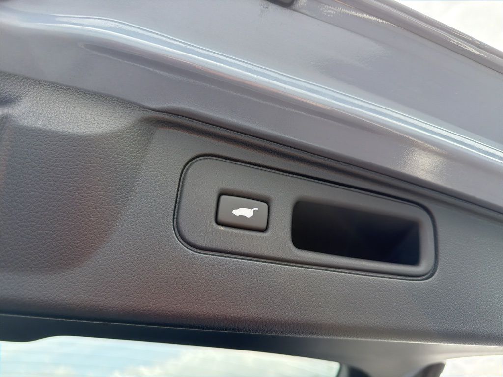 Thumbnail: 2023 Honda Passport - 22