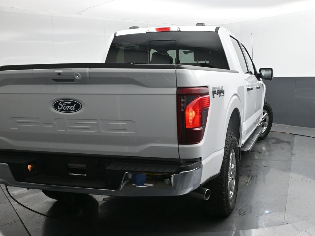 2025 Ford F-150 XLT photo 4