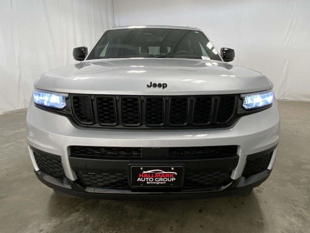 Used 2023 Jeep Grand Cherokee L Altitude