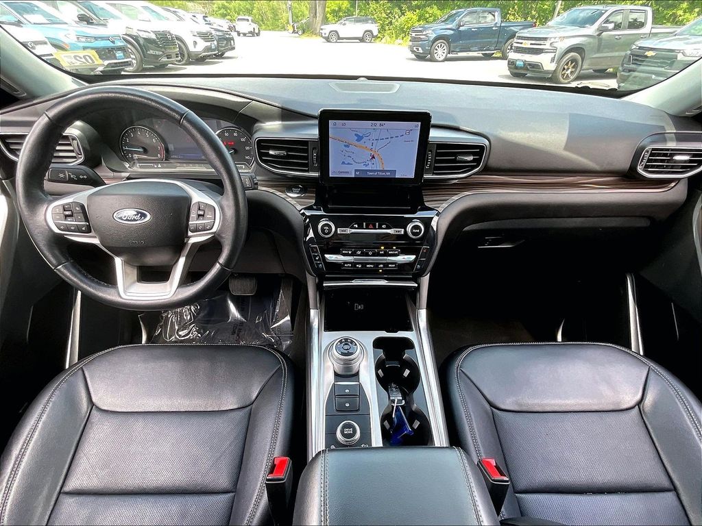 2023 Ford Explorer — photo 21