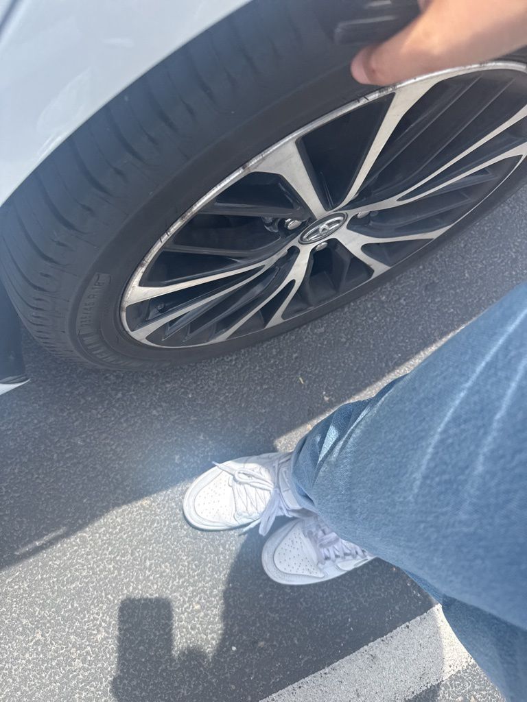 2019 Toyota Camry  16