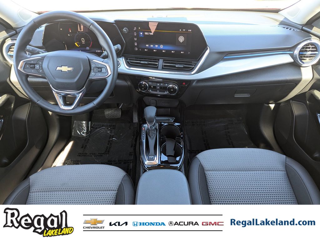 used 2025 Chevrolet Trax car, priced at $19,592