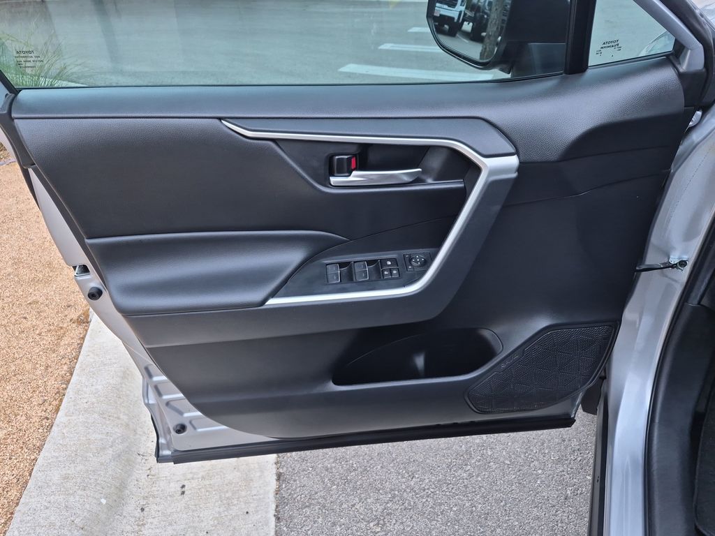 Used Car 2023 Toyota Rav4  Xle For Sale Under $30,000 In Austin, Texas