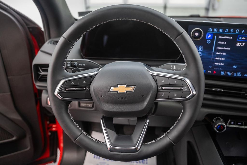 ChevroletSilverado EV28