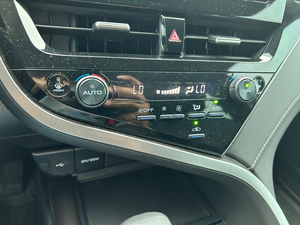 Thumbnail: 2023 Toyota Camry - 26