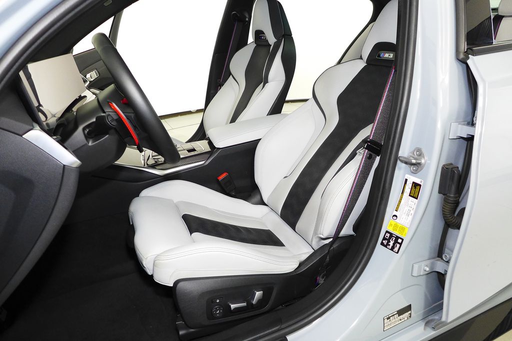 Thumbnail: 2023 BMW M3 - 21