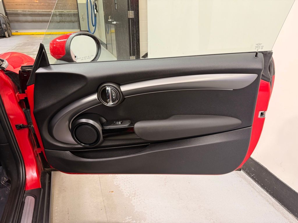 Thumbnail: 2023 MINI Cooper - 22