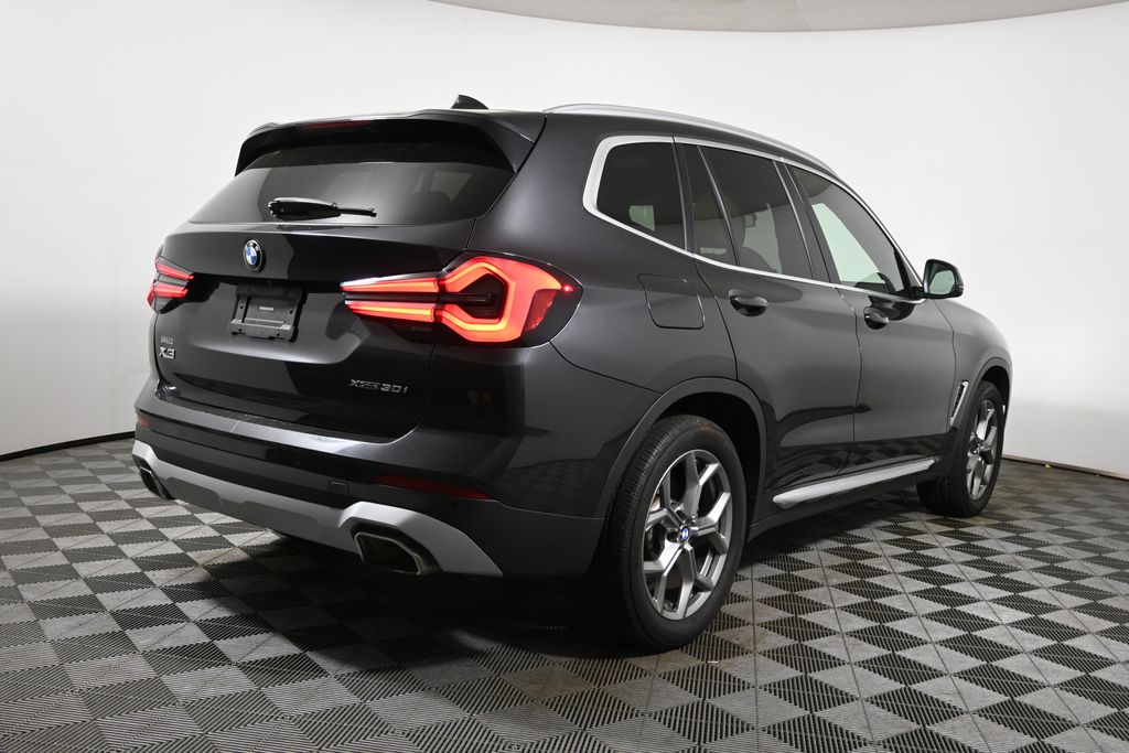 Thumbnail: 2023 BMW X3 - 11