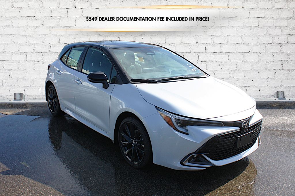 2026 Toyota Corolla Hatchback XSE